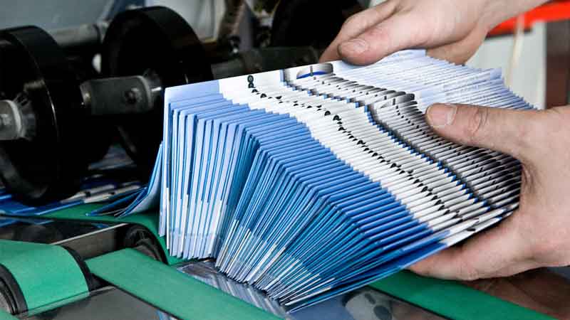 Weiterverarbeitung Duckbogen Weiterverarbeitung - Stanzung, Prägung, Nummerierung